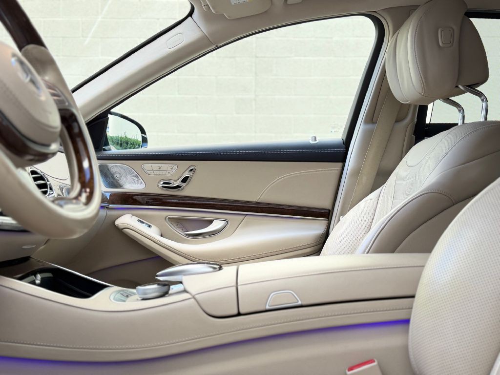 2015 Mercedes-Benz S-Class Image 26