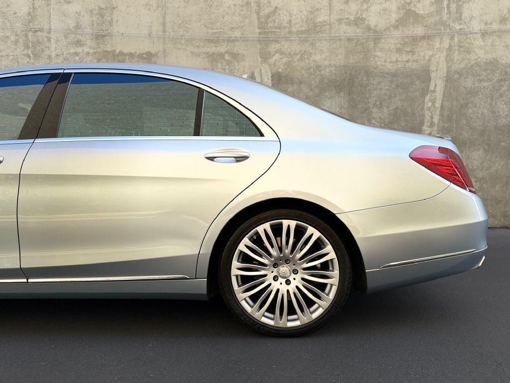 2016 Mercedes-Benz S-Class Image 8