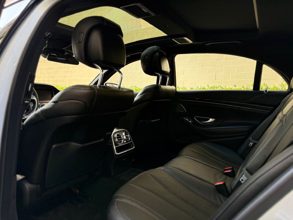 2016 Mercedes-Benz S-Class Image 20