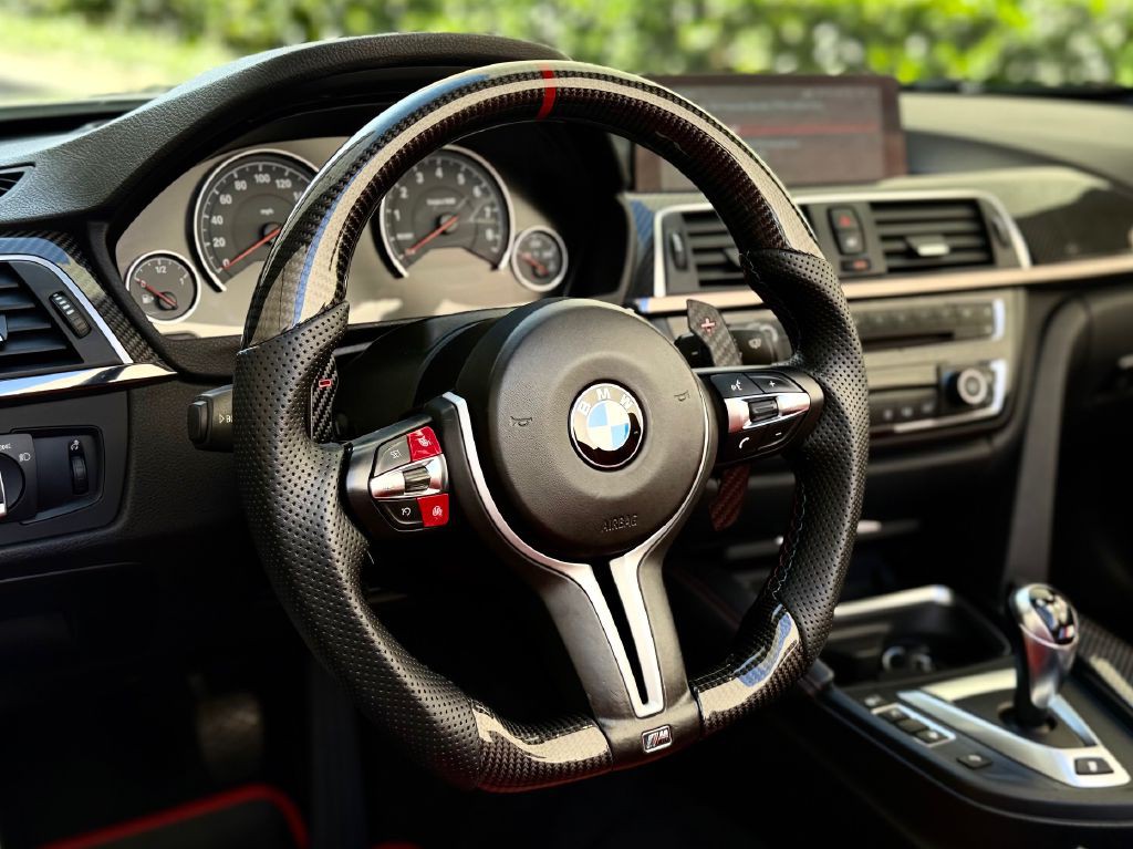 2016 BMW M4 Image 19