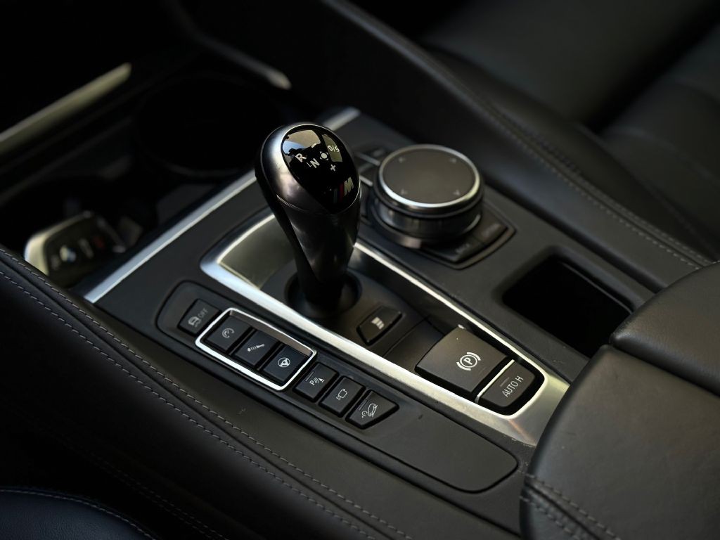 2018 BMW X5 Image 15