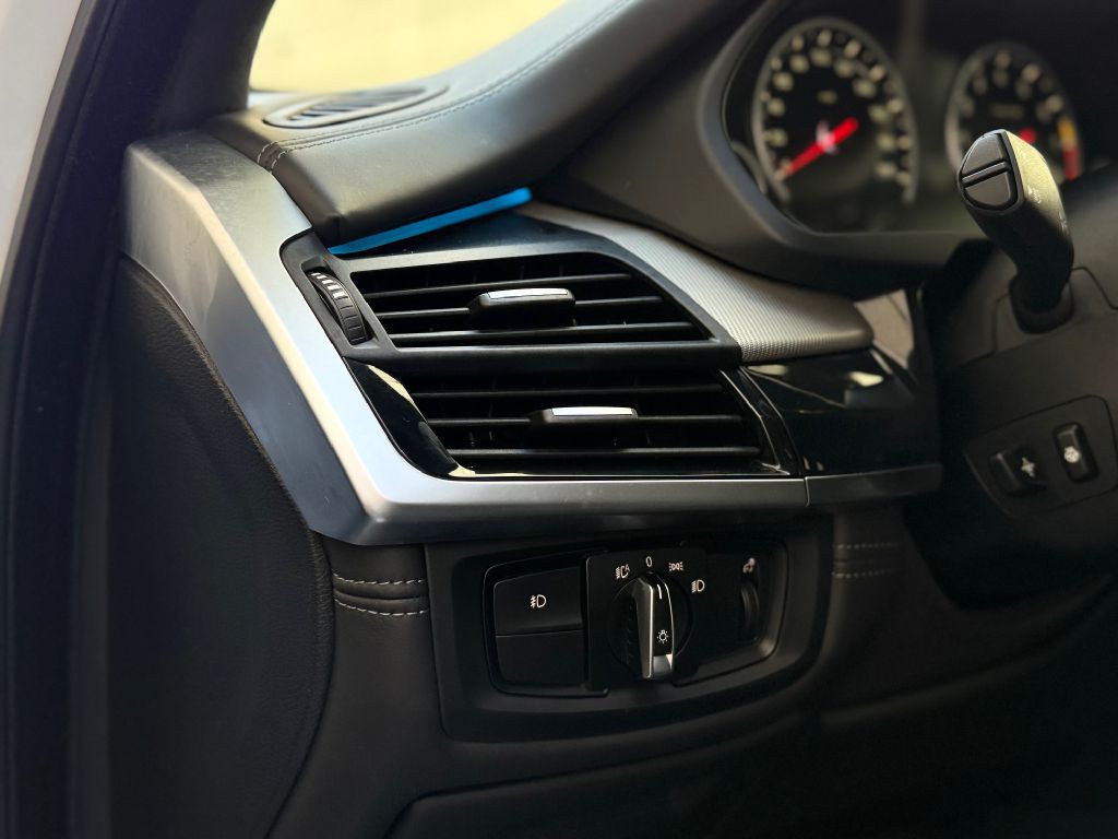 2018 BMW X5 Image 16