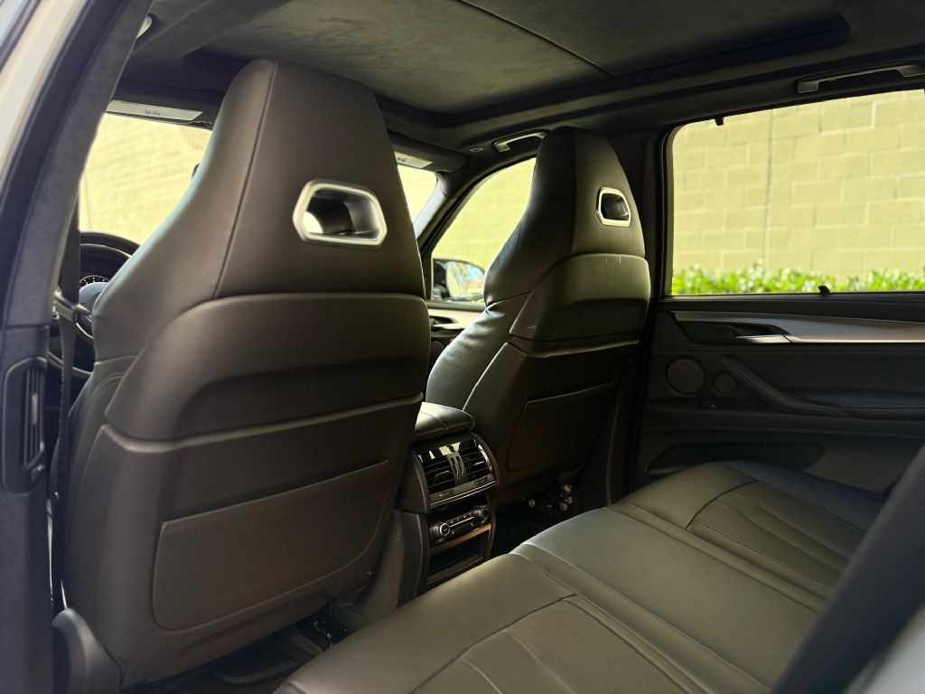 2018 BMW X5 Image 18