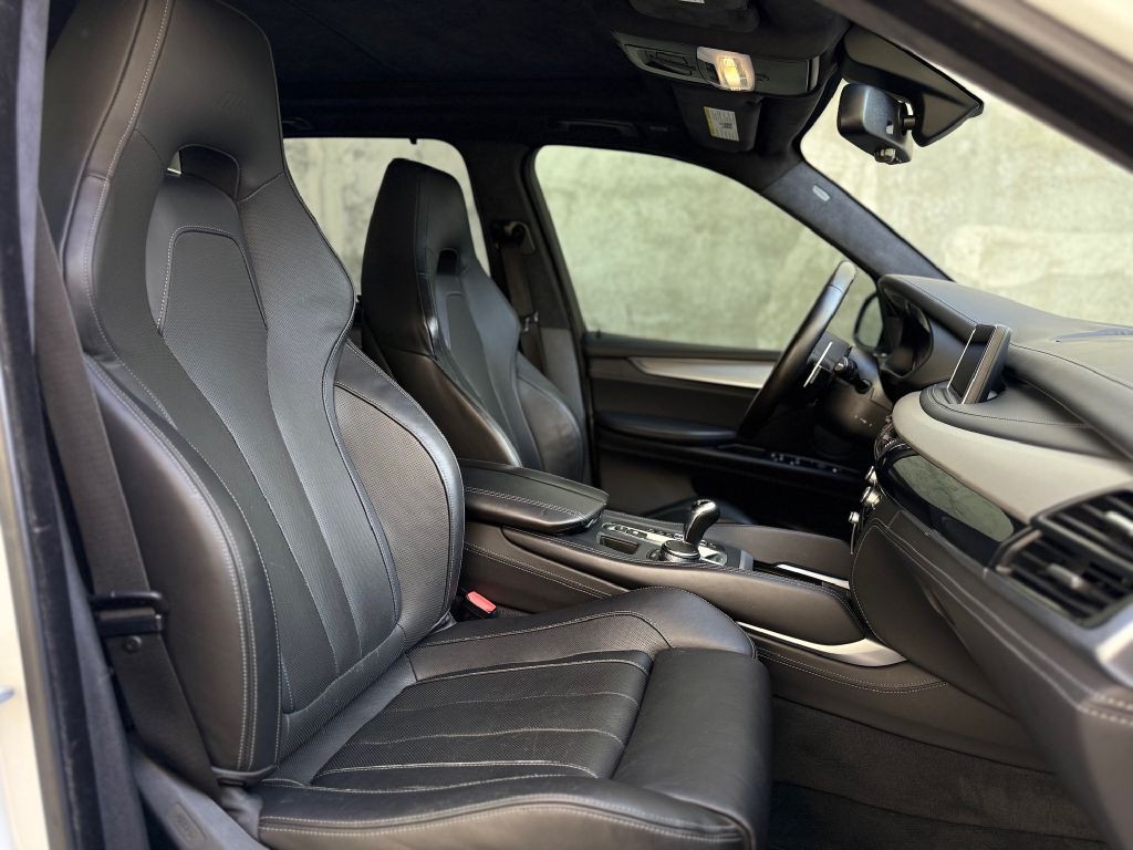 2018 BMW X5 Image 20