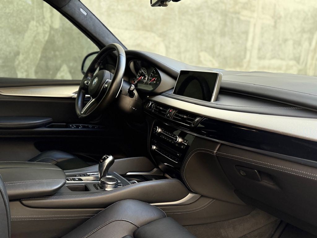2018 BMW X5 Image 21