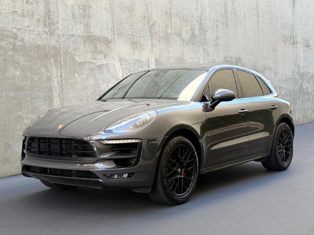 2017 Porsche Macan Image 1