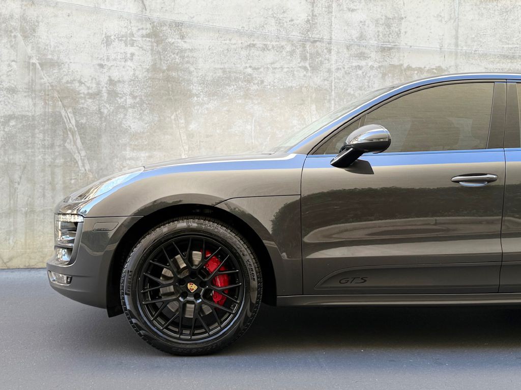 2017 Porsche Macan Image 7