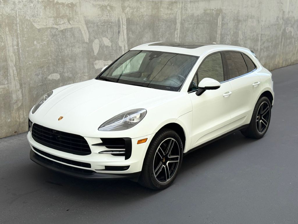 2021 Porsche Macan Image 2