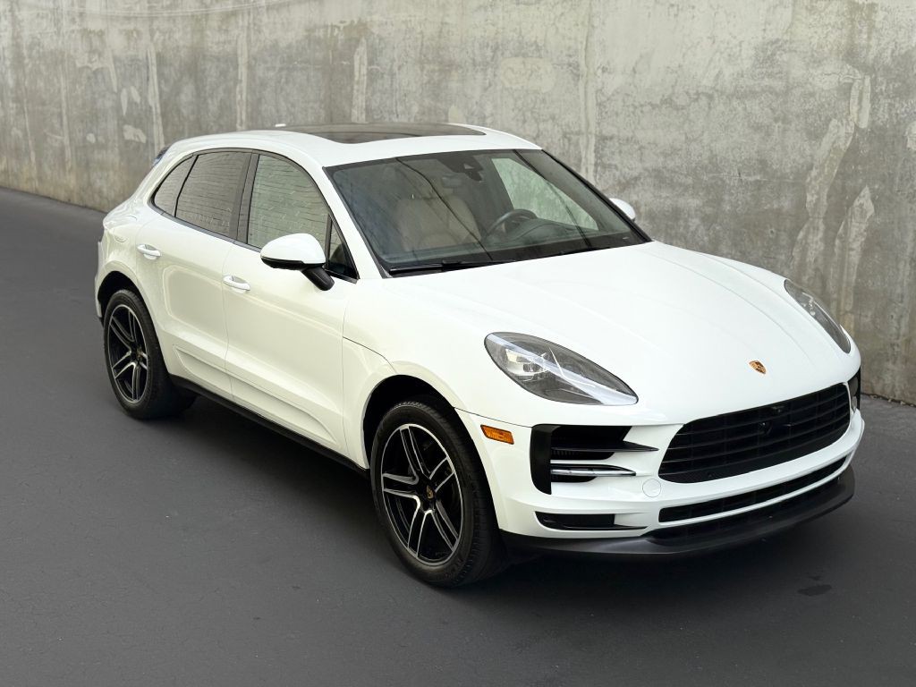 2021 Porsche Macan Image 12