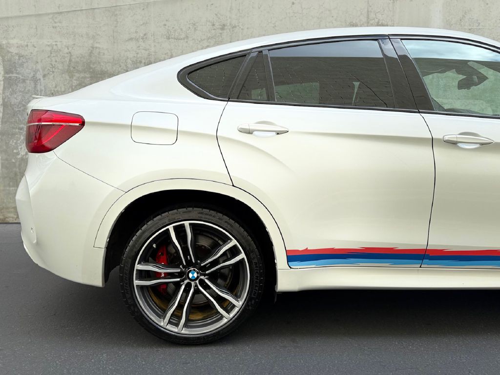 2017 BMW X6 Image 14