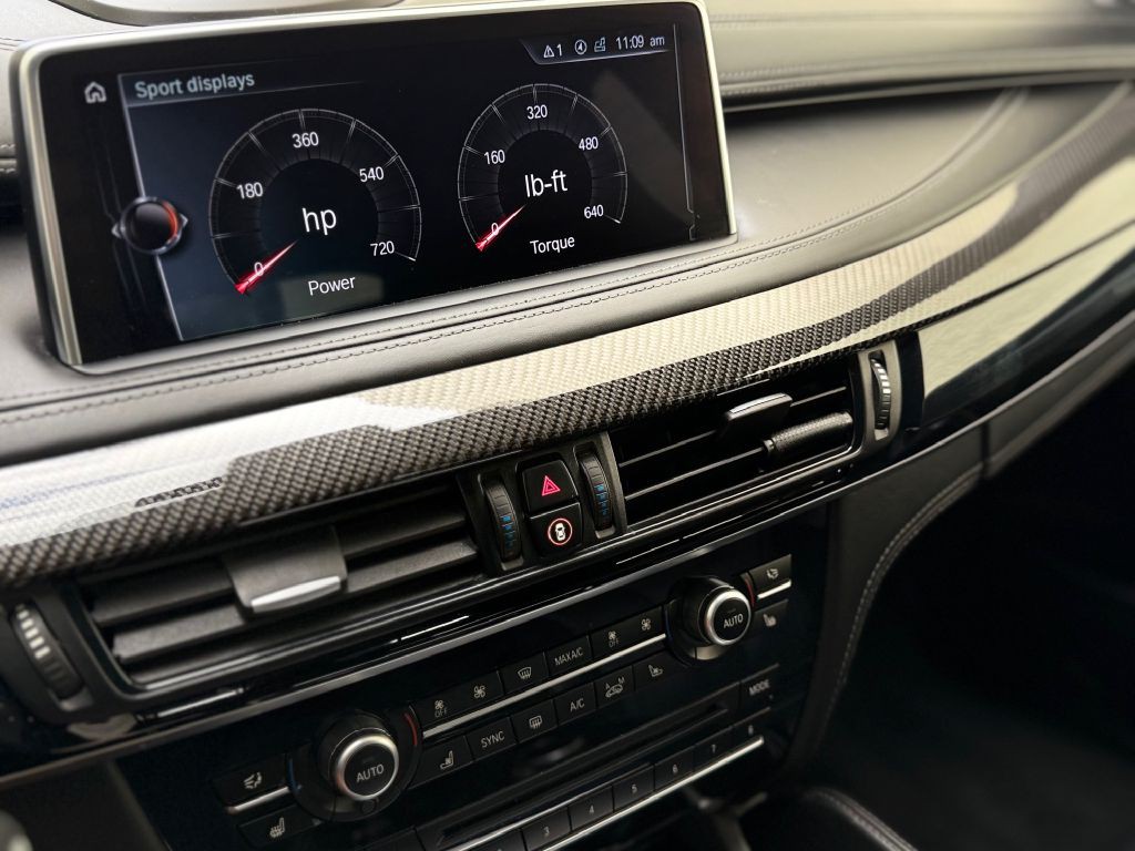 2017 BMW X6 Image 34