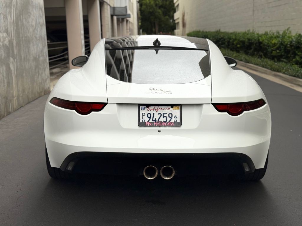 2018 Jaguar F-TYPE Image 14
