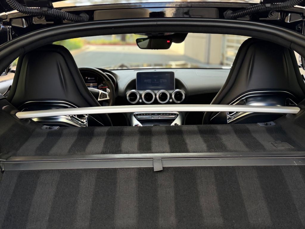 2016 Mercedes-Benz AMG GT Image 26