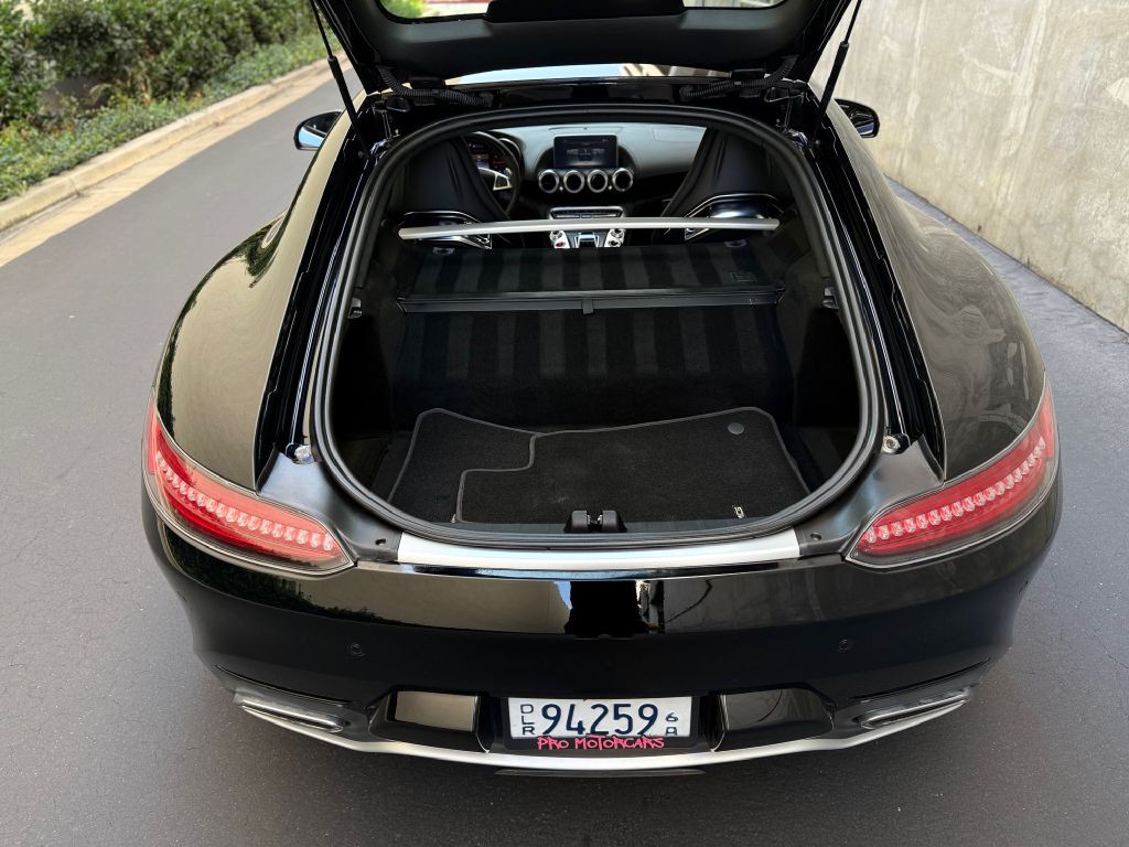 2016 Mercedes-Benz AMG GT Image 28