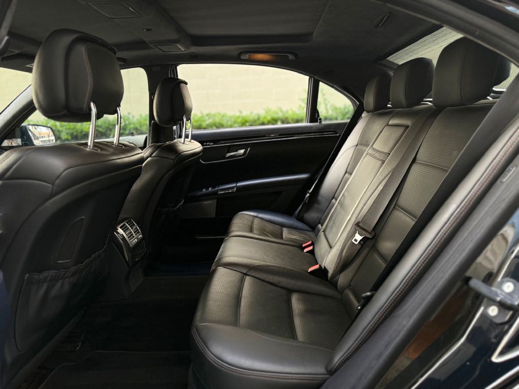 2012 Mercedes-Benz S-Class Image 22