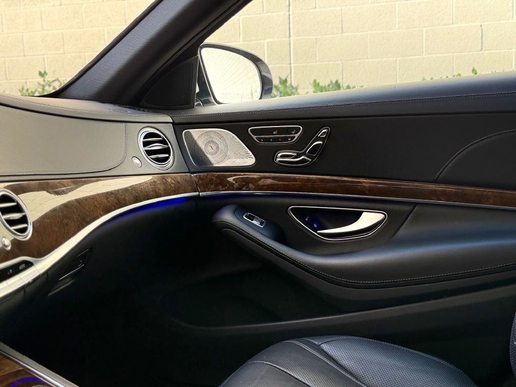 2015 Mercedes-Benz S-Class Image 22