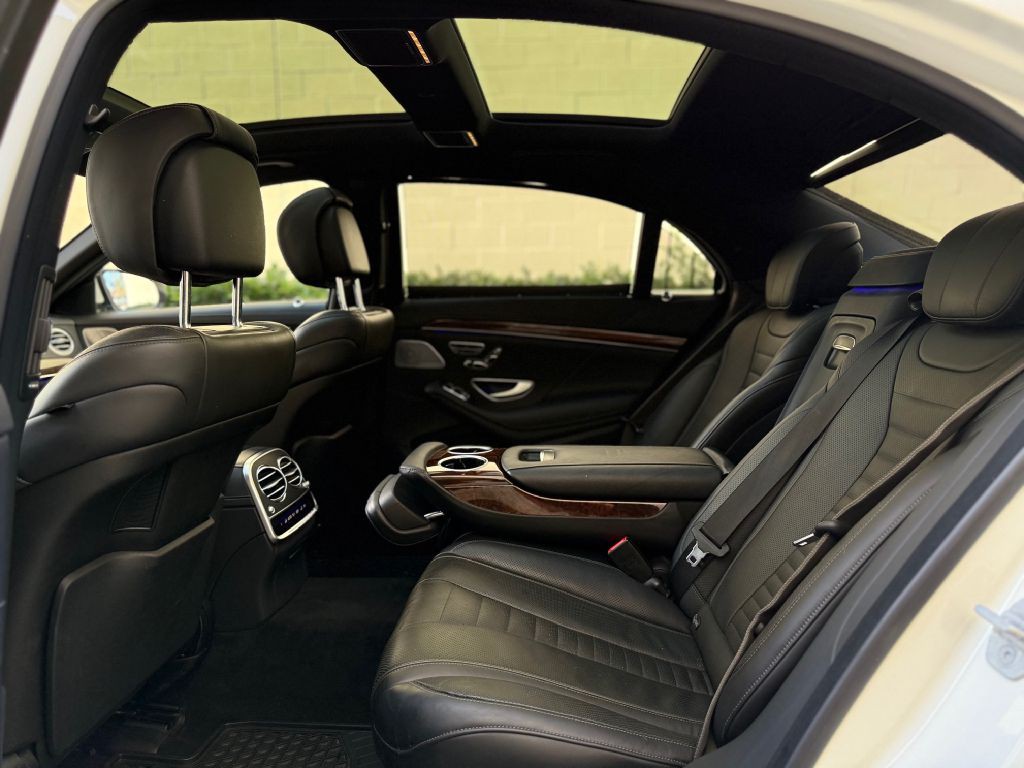 2015 Mercedes-Benz S-Class Image 26
