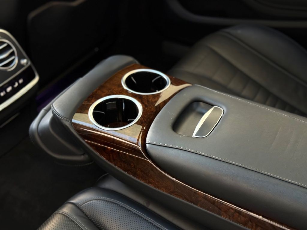 2015 Mercedes-Benz S-Class Image 28