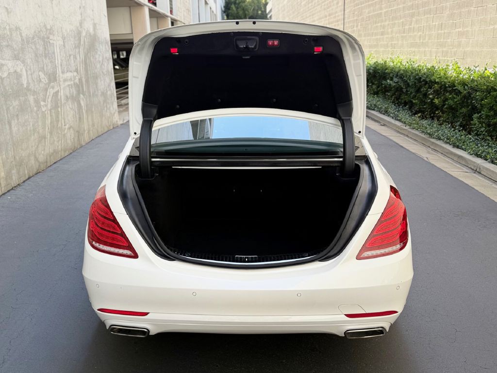 2015 Mercedes-Benz S-Class Image 30