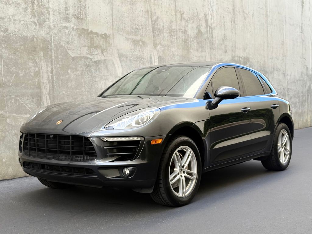 2018 Porsche Macan Image 1