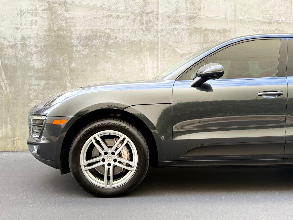 2018 Porsche Macan Image 6