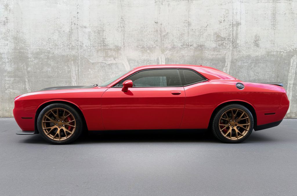 2016 Dodge Challenger Image 6