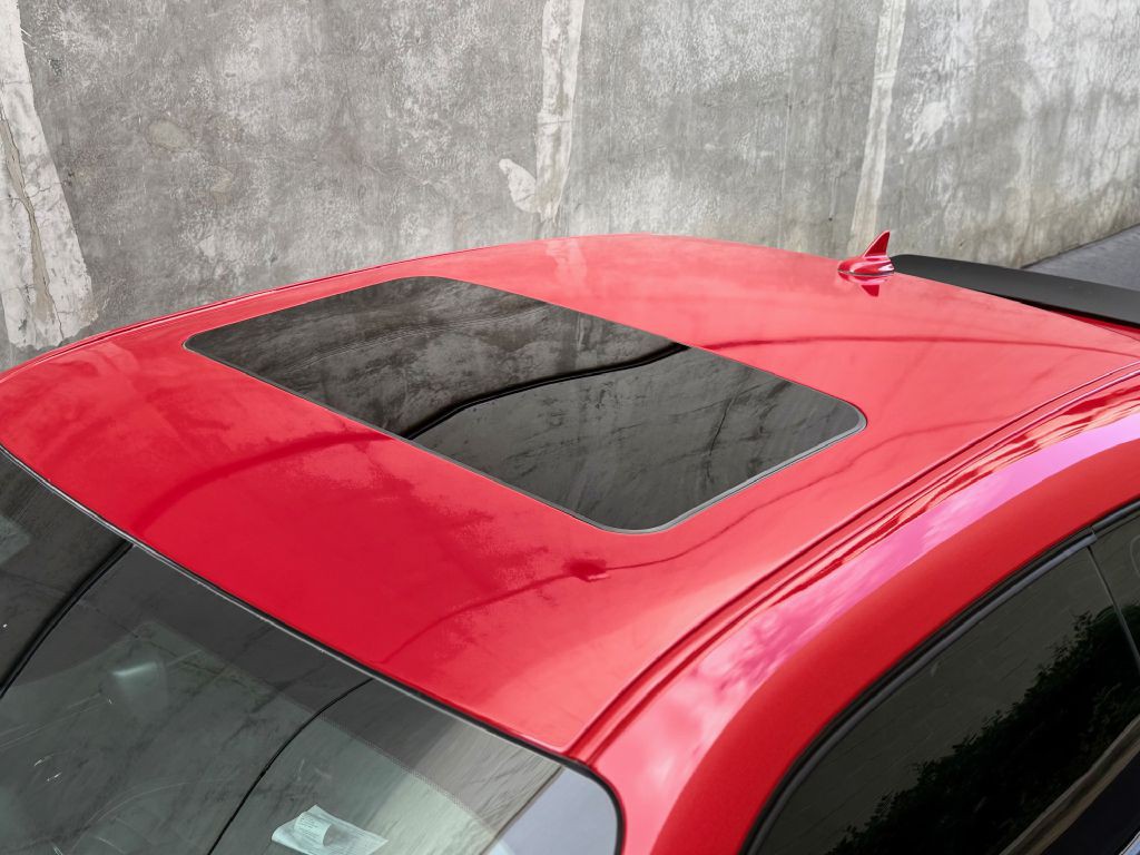 2016 Dodge Challenger Image 10