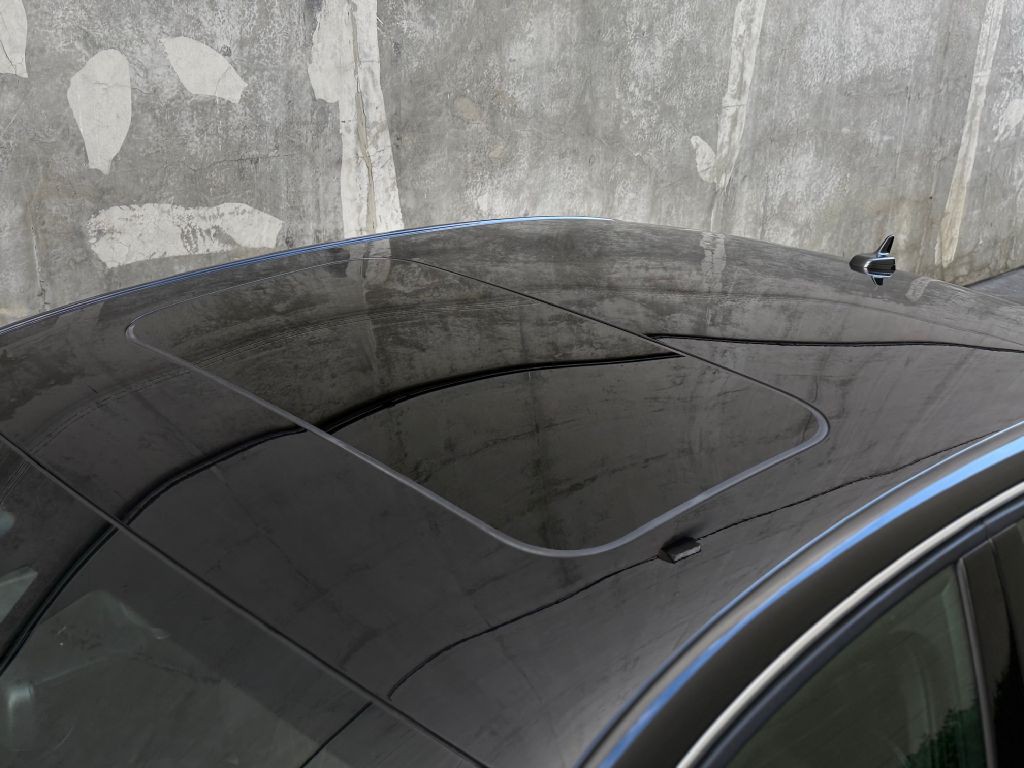 2013 Audi S8 Image 8