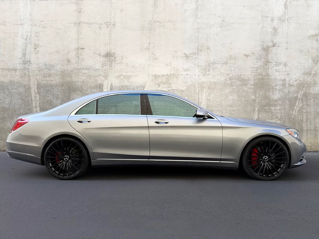 2015 Mercedes-Benz S-Class Image 12