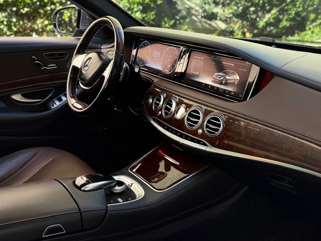 2015 Mercedes-Benz S-Class Image 23