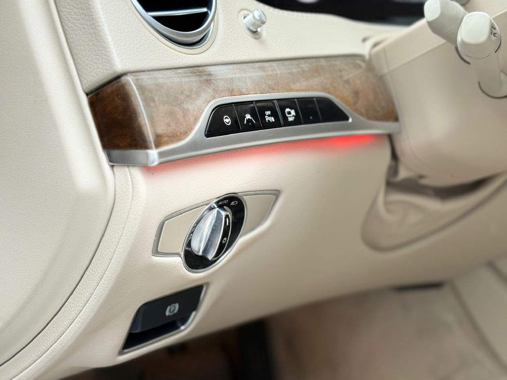 2015 Mercedes-Benz S-Class Image 27
