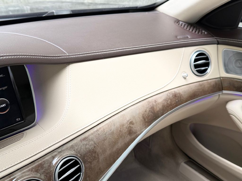 2015 Mercedes-Benz S-Class Image 32