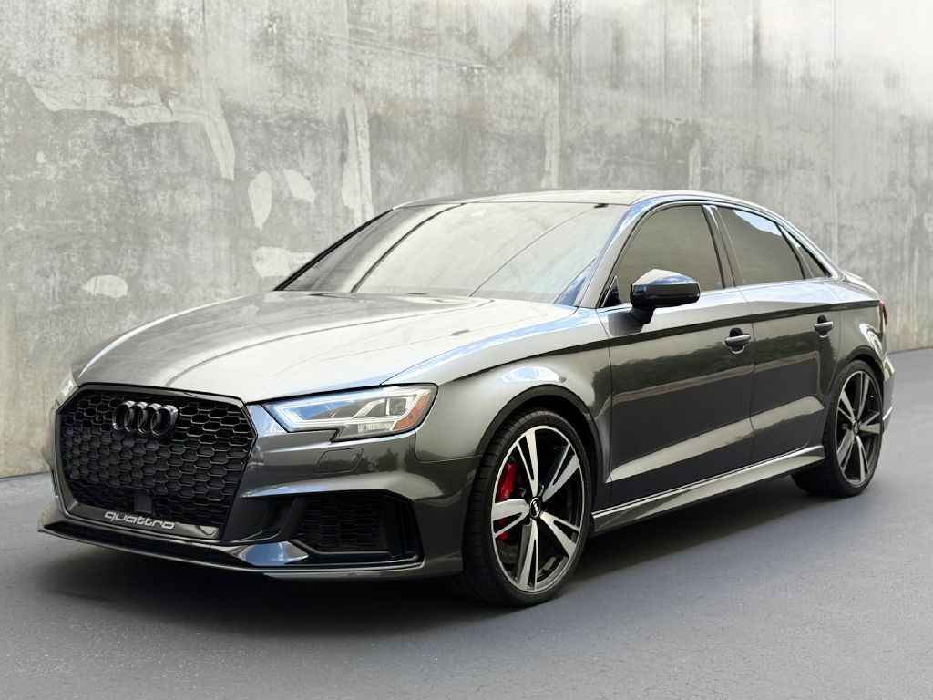 2018 Audi RS3 Image 2