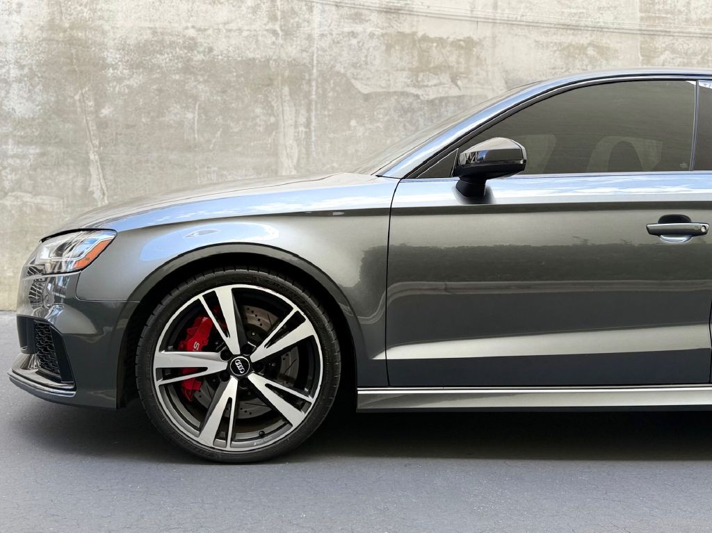 2018 Audi RS3 Image 6
