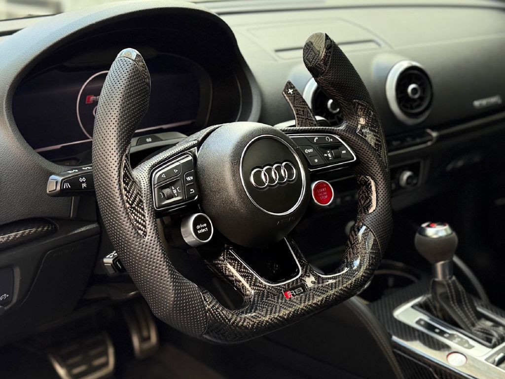 2018 Audi RS3 Image 15