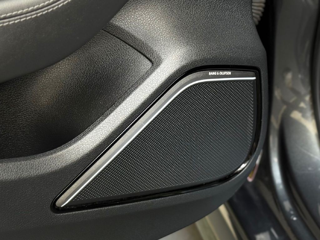 2018 Audi RS3 Image 23