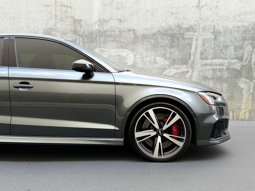 2018 Audi RS3 Image 29