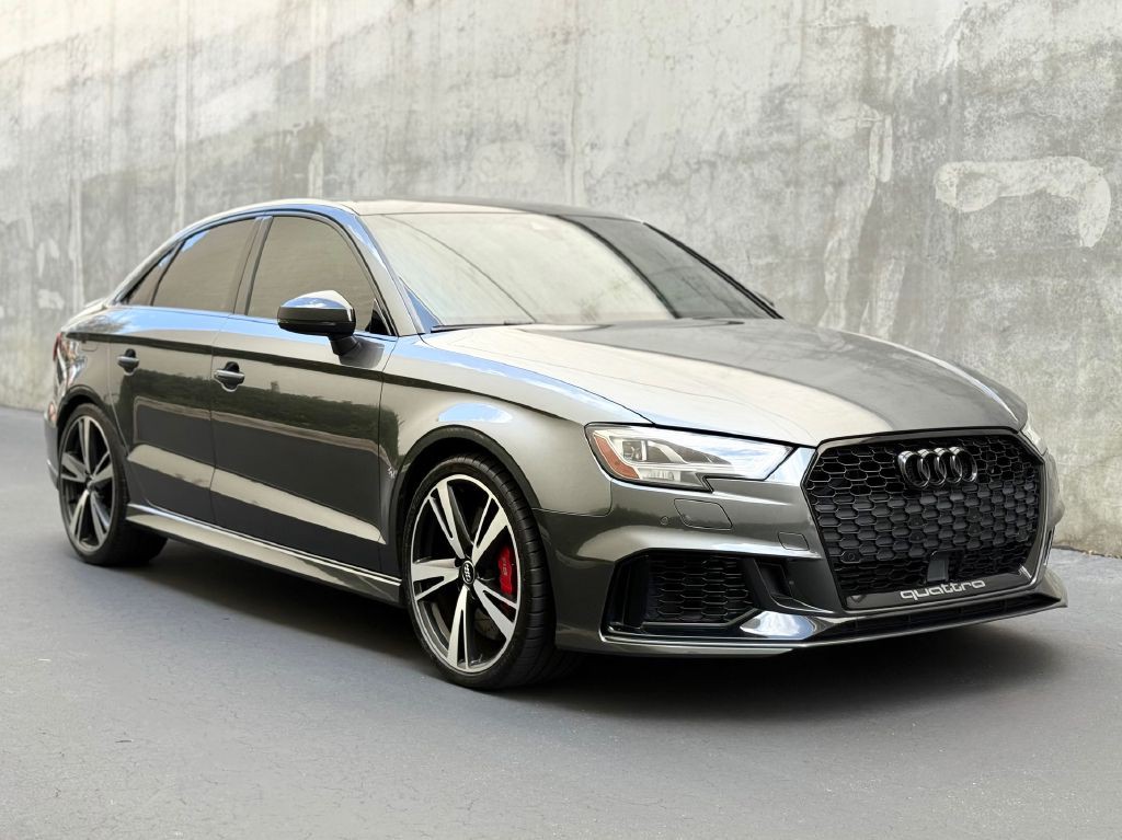 2018 Audi RS3 Image 32