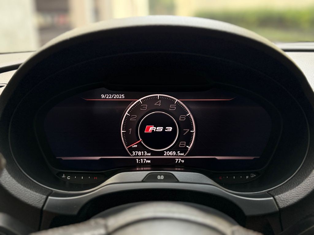 2018 Audi RS3 Image 34