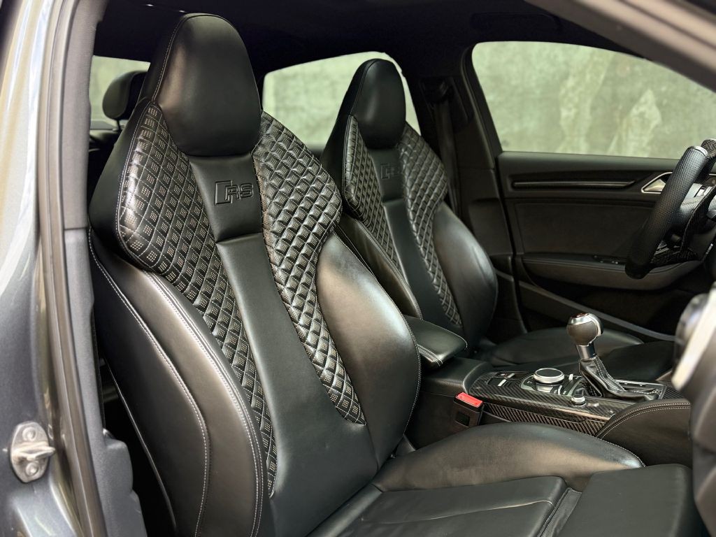 2018 Audi RS3 Image 37