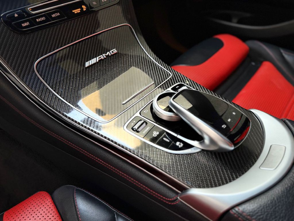 2018 Mercedes-Benz GLC-Class Image 22