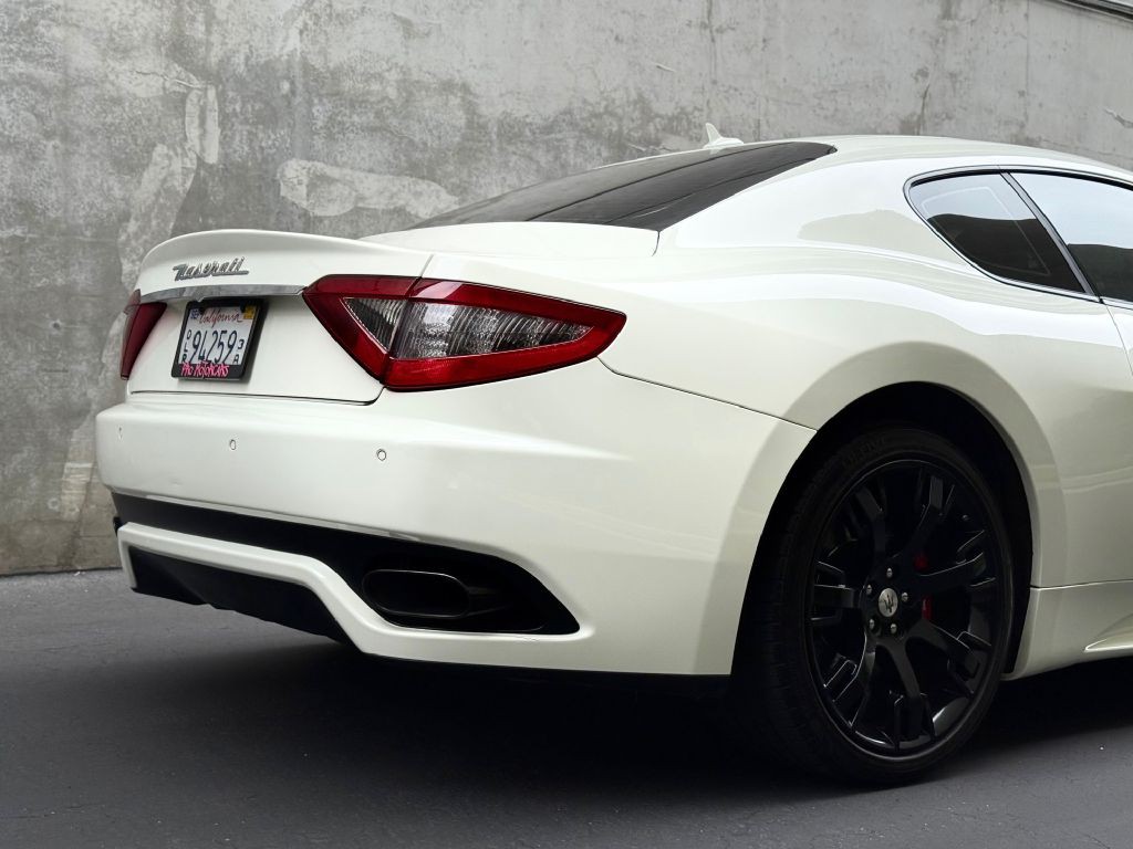 2014 Maserati GranTurismo Image 17