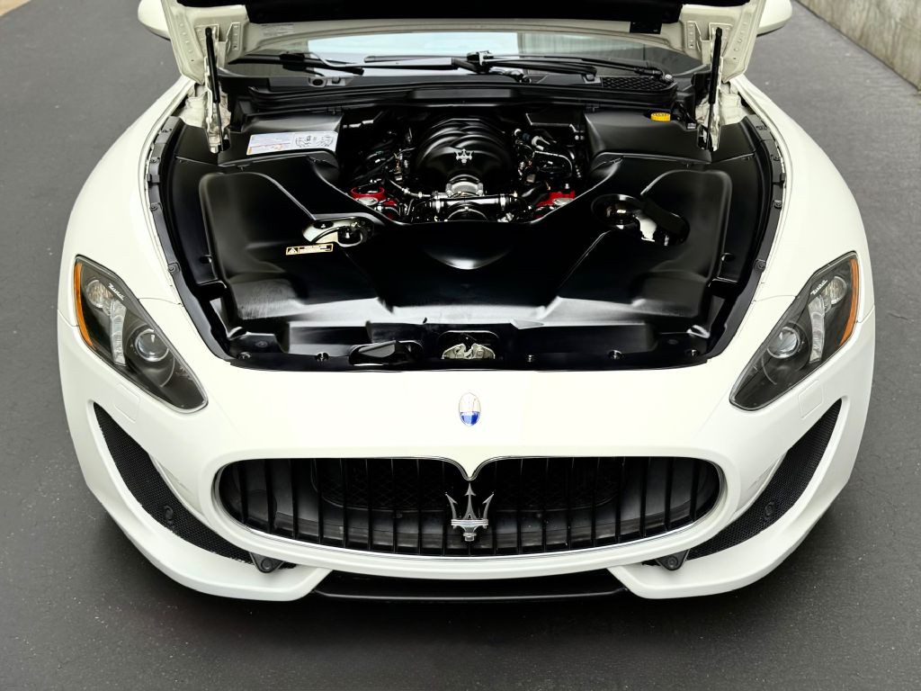 2014 Maserati GranTurismo Image 40