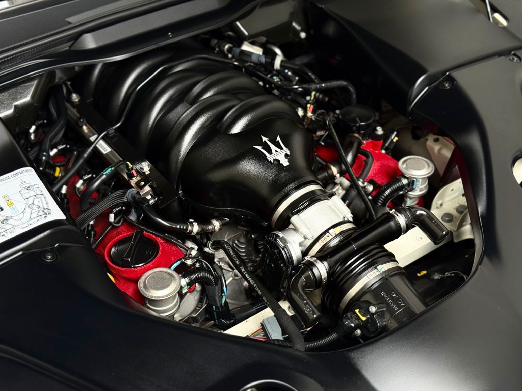 2014 Maserati GranTurismo Image 41