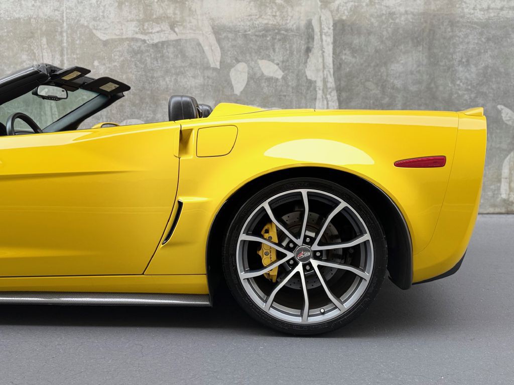 2013 Chevrolet Corvette Image 15