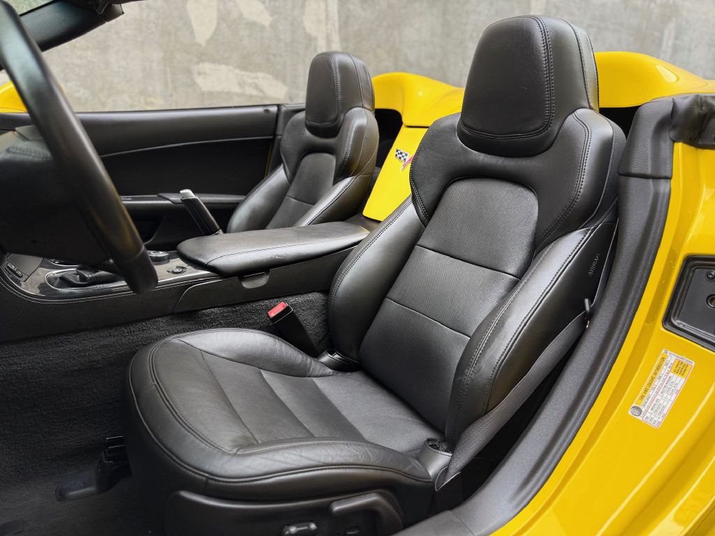 2013 Chevrolet Corvette Image 21