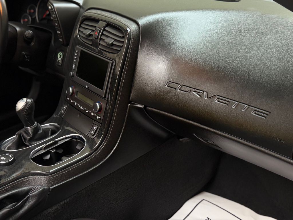 2013 Chevrolet Corvette Image 28
