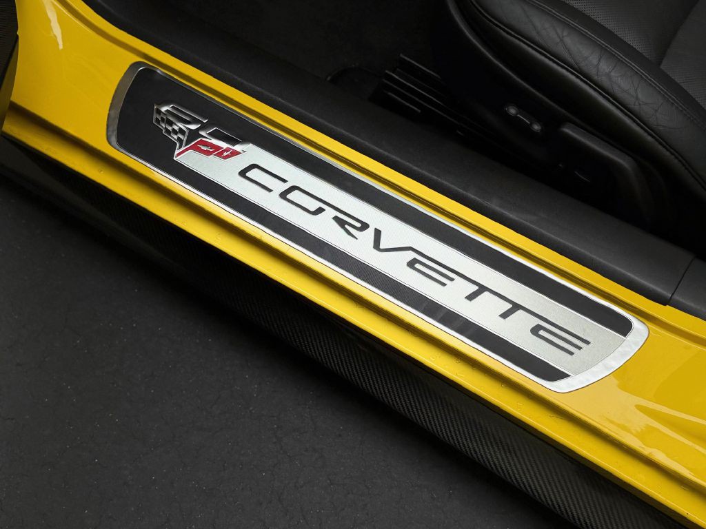 2013 Chevrolet Corvette Image 32