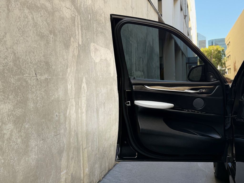 2018 BMW X5 Image 16