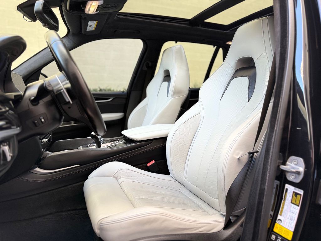 2018 BMW X5 Image 20